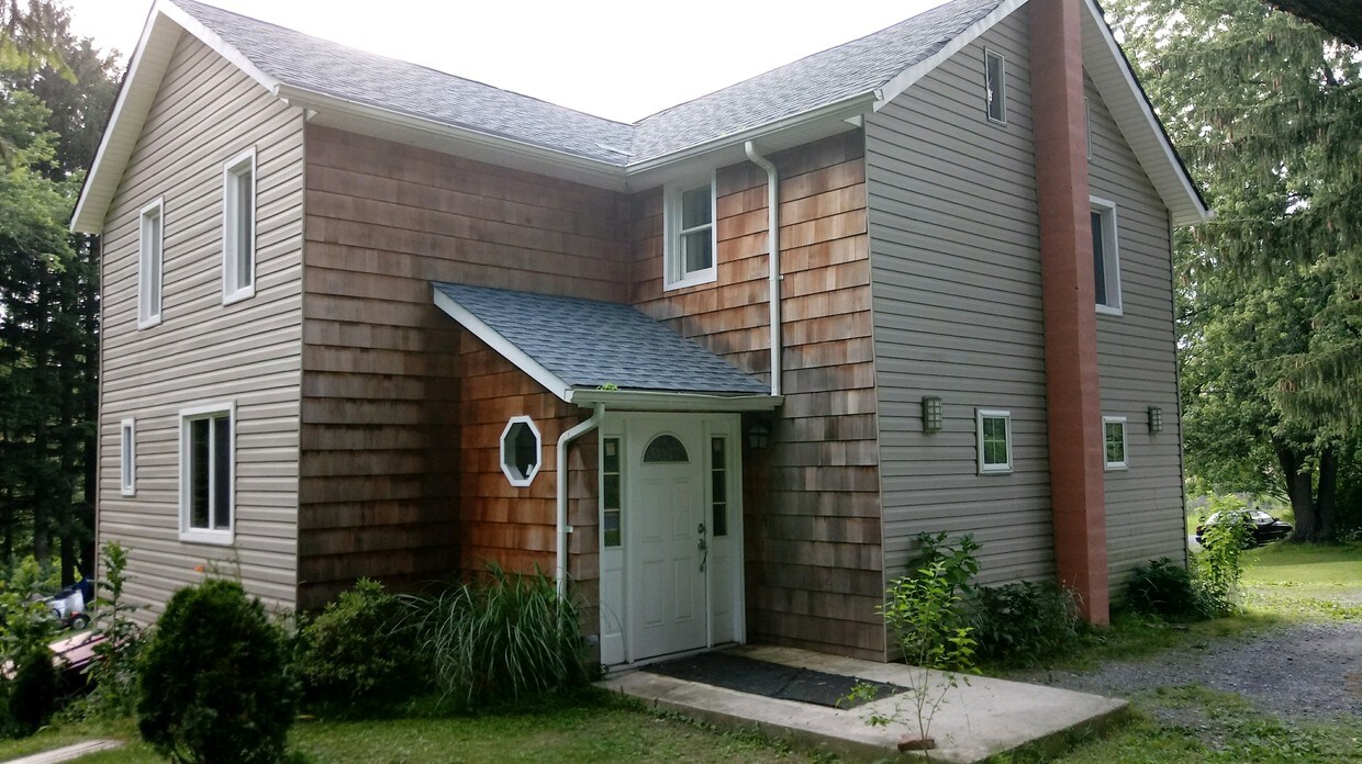 Primary Photo - 613 Weir Lake Rd
