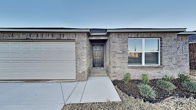 Foto del edificio - Very Nice and Spacious 4 Bedroom 2 Bath Ho...