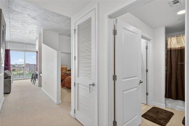 Foto del edificio - 777 N Ashley Dr