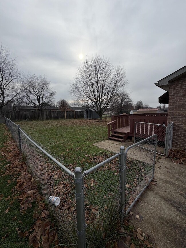 Building Photo - 155 Purcell Ave