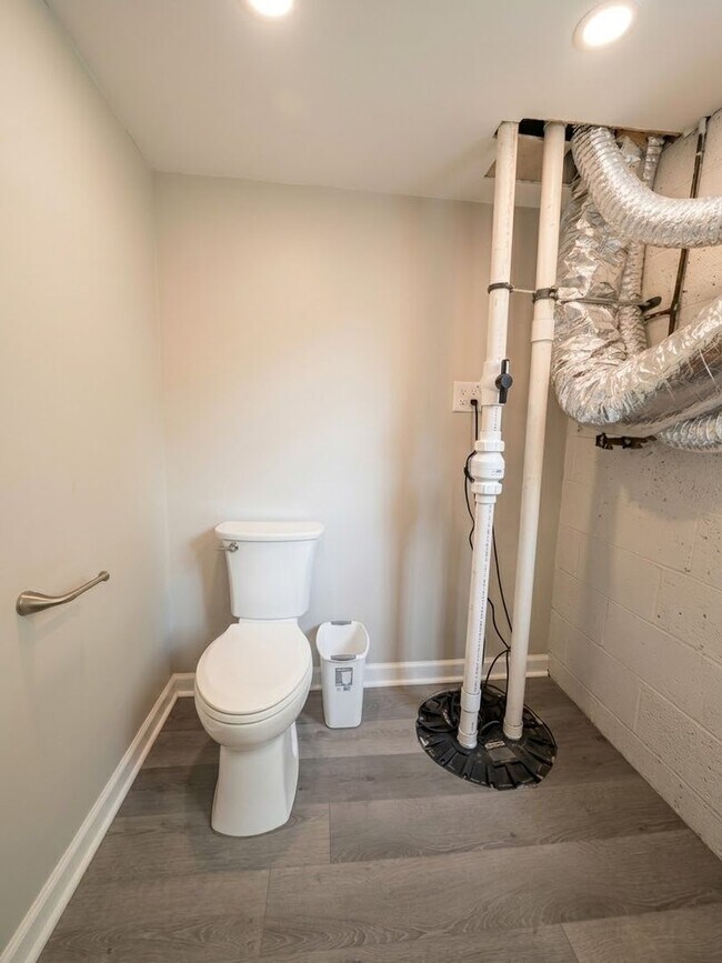 Foto del edificio - 2345 Cherokee Ln