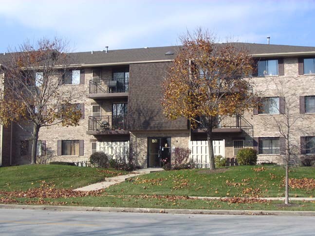 Building Photo - Jefferson Parkview Condominiums