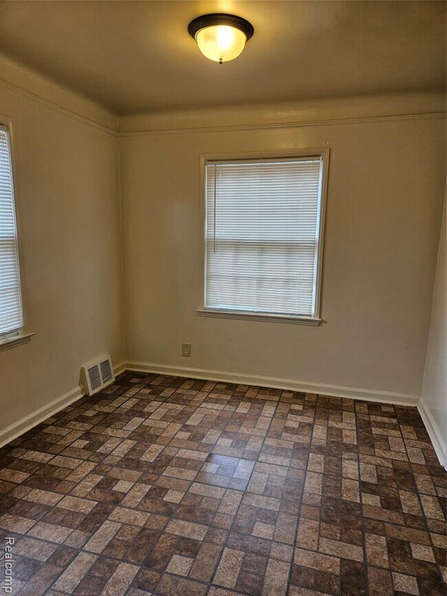 Foto del edificio - 11764 Beaconsfield St