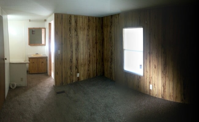 Building Photo - 3851 SW 30th St
