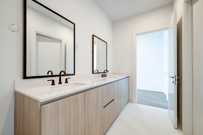 Foto del edificio - 1711 Allen Pkwy