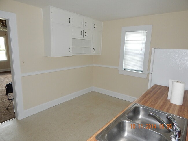 Building Photo - 3286 Harrison Rd