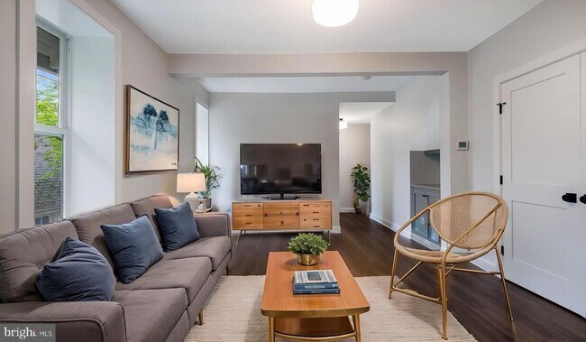 Foto del edificio - 115 Harvey Ave