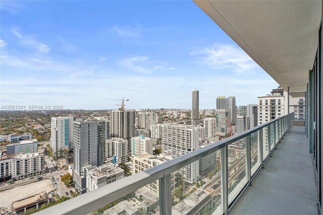 Foto del edificio - 1111 SW 1st Ave