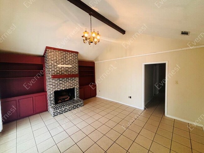 Foto del edificio - 4953 Oak Leaf Dr
