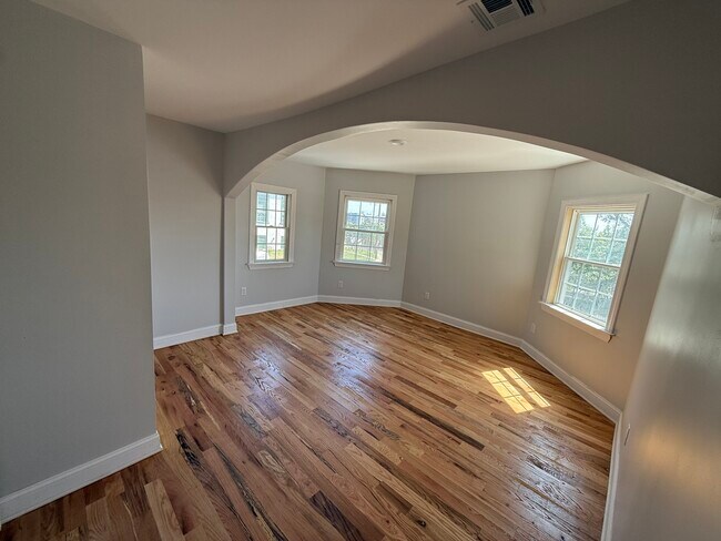 Dormitorio 1 - 51 N Maple Ave