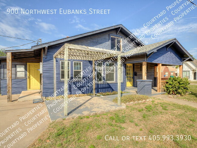 Foto del edificio - 900 NW Eubanks St