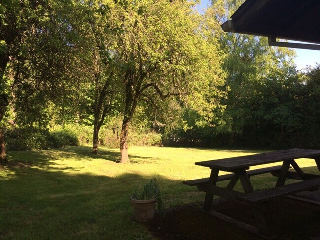 Building Photo - Lewis & Clark Law Students ONLY