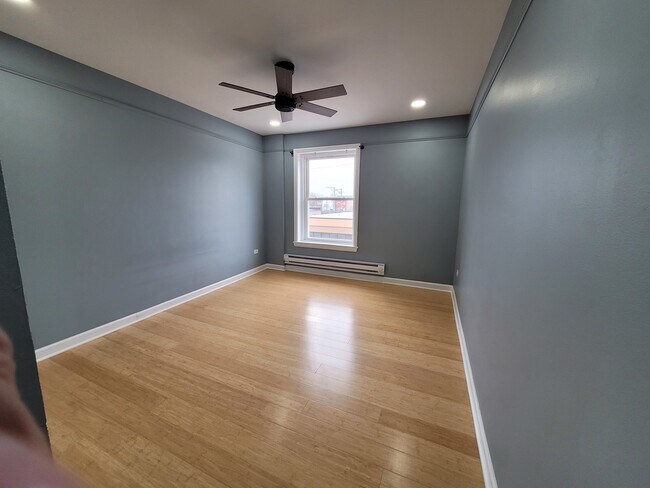Foto del edificio - 3101 E 92nd St