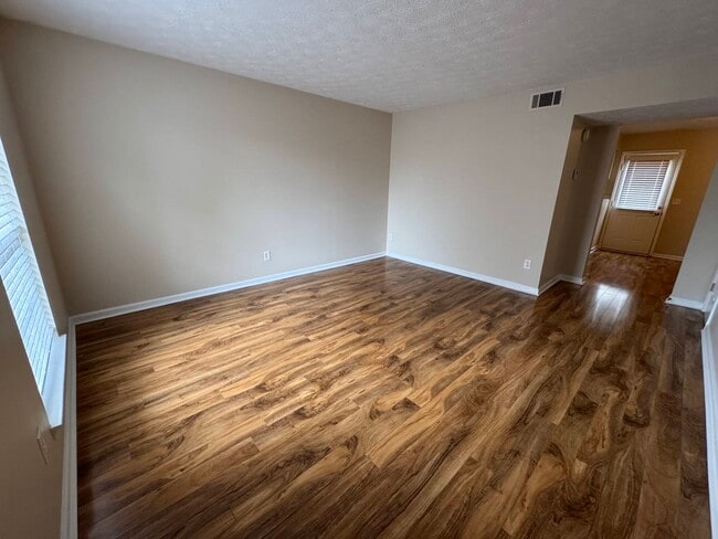 Photo - 109 Thistle Ln Townhome