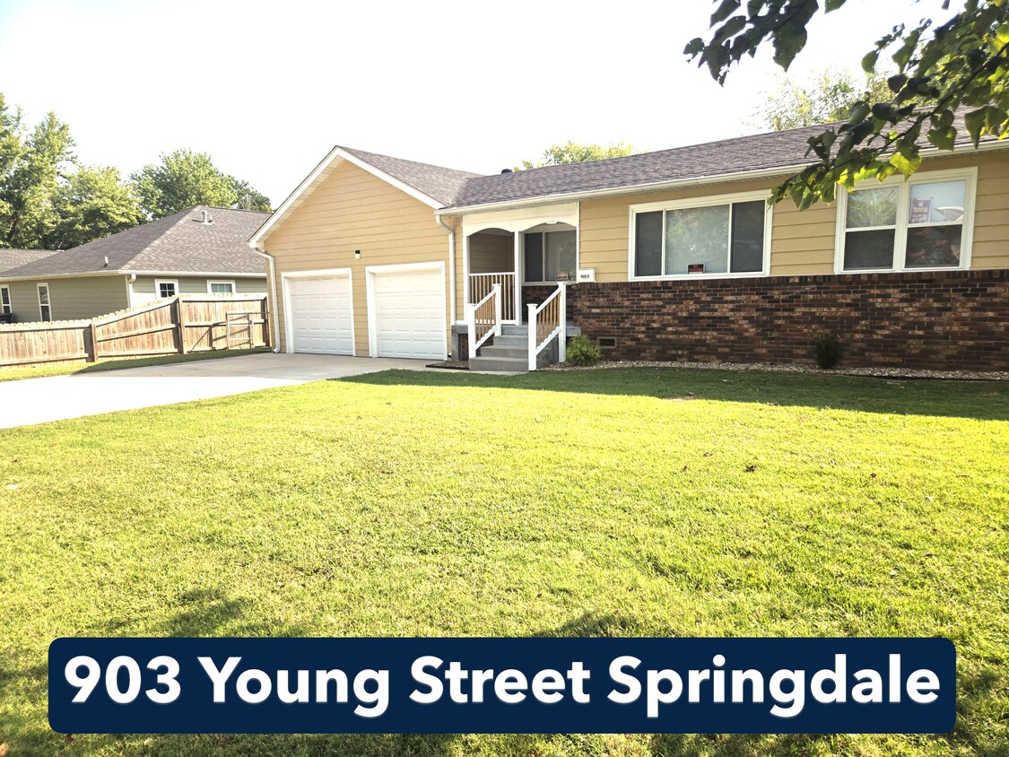 Photo - 903 Young St (Springdale, AR)