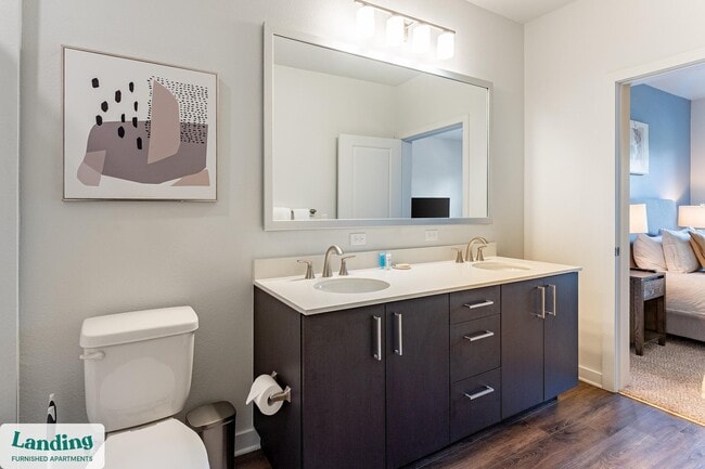 Building Photo - 1225 Utica Dr