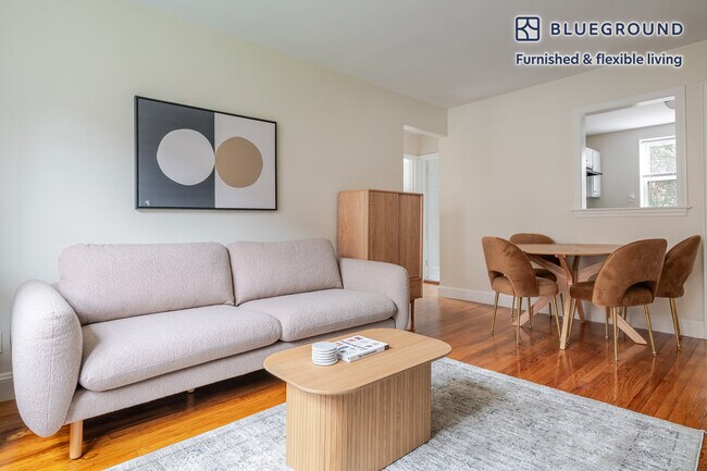 Foto del edificio - 264 Harvard St