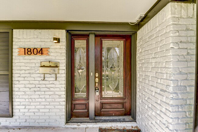 Foto del edificio - 1804 19th Ave N