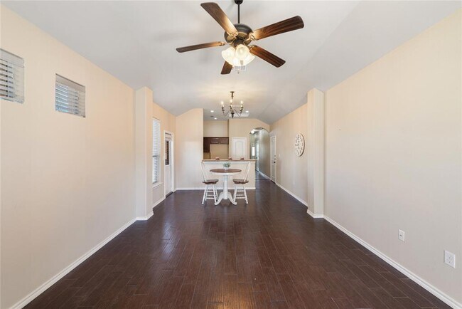 Foto del edificio - 101 Creekside Villa Dr