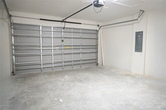 Building Photo - 1905 NE 2nd Ave