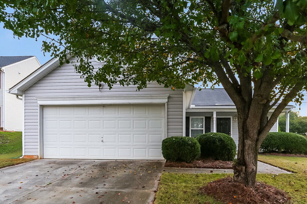 Foto principal - 5880 Mahogany Pl SW