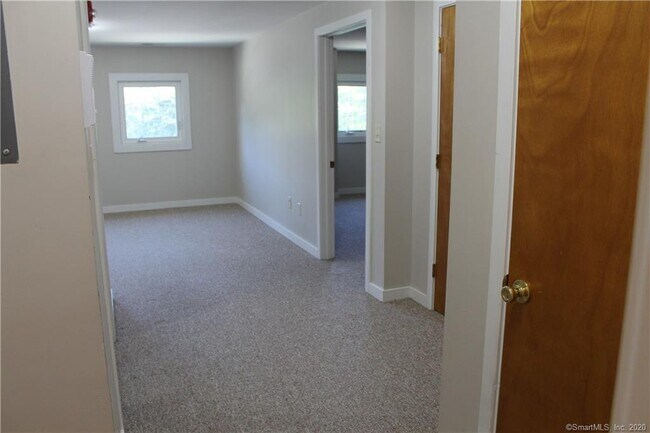 Building Photo - 257 CT-80