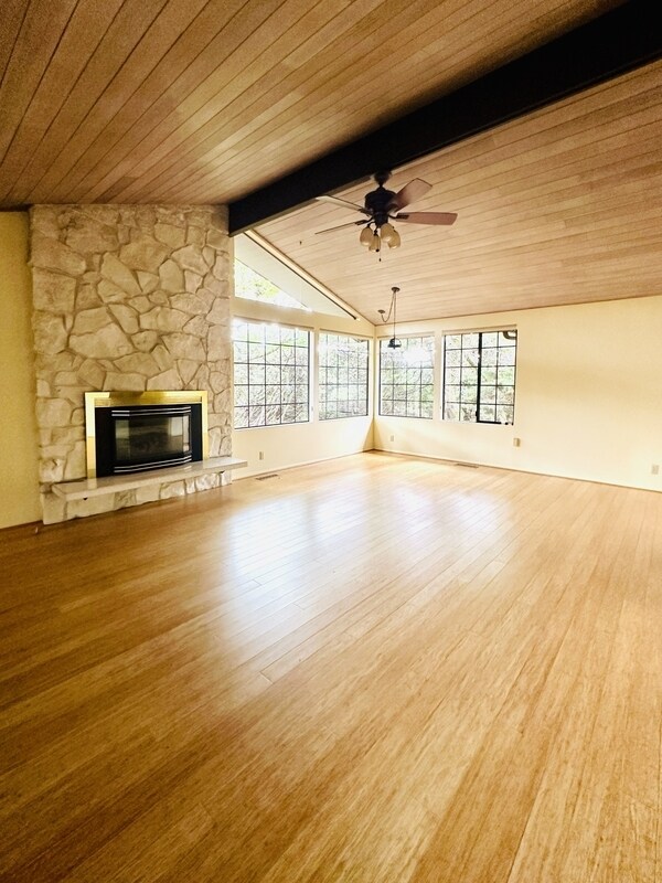 Foto del edificio - 9530 NE 30th St