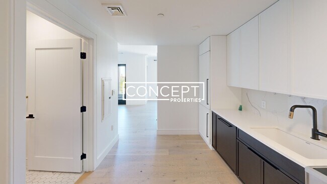 Foto del edificio - 50 Leo M Birmingham Pkwy