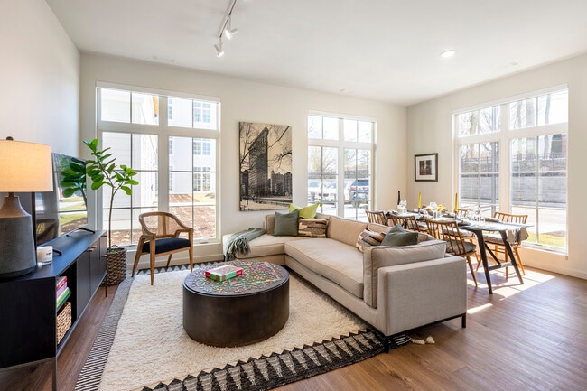 Building Photo - The Anchorage