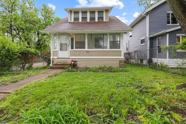 Building Photo - 1385 Aberdeen Ave