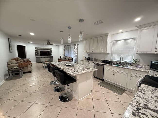 Foto del edificio - 4259 Taurus Dr