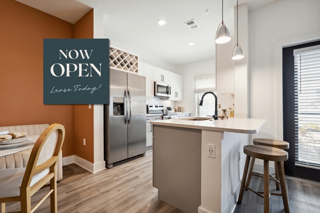 Building Photo - Botanic Miramar Beach