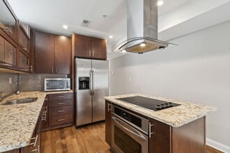 Building Photo - 764 S 23rd St