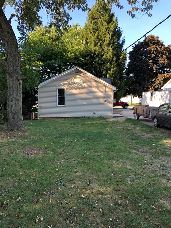 Back of house - 1534 Lake St