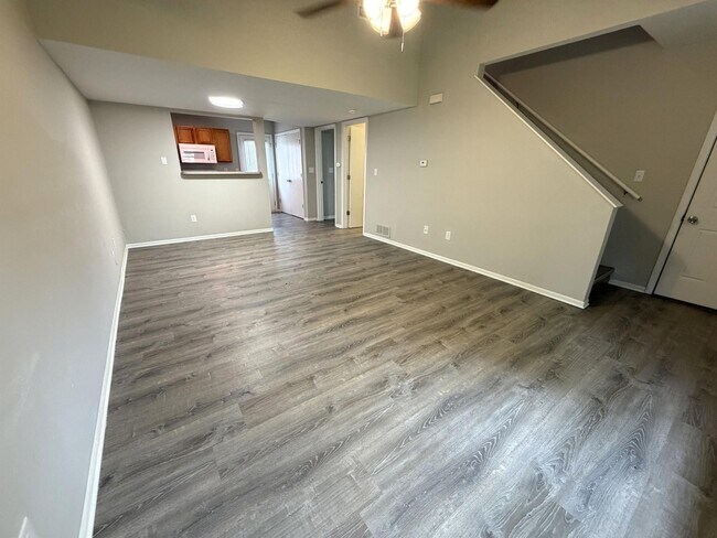 Foto del edificio - 5305 Currituck Ln