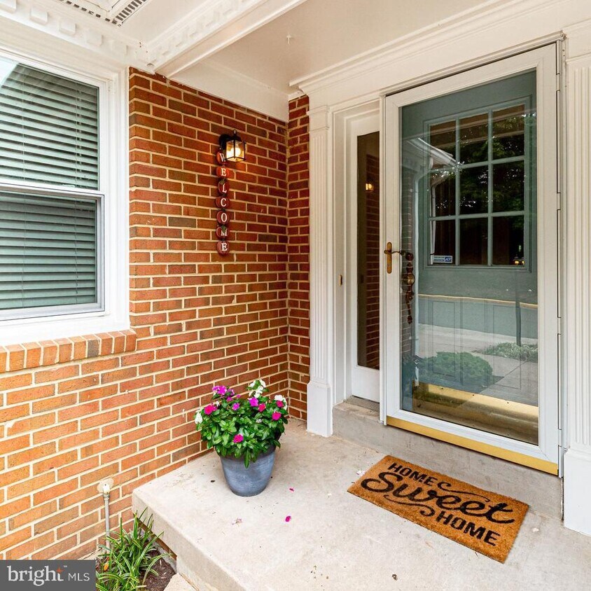 Foto principal - 8017 Galla Knoll Cir