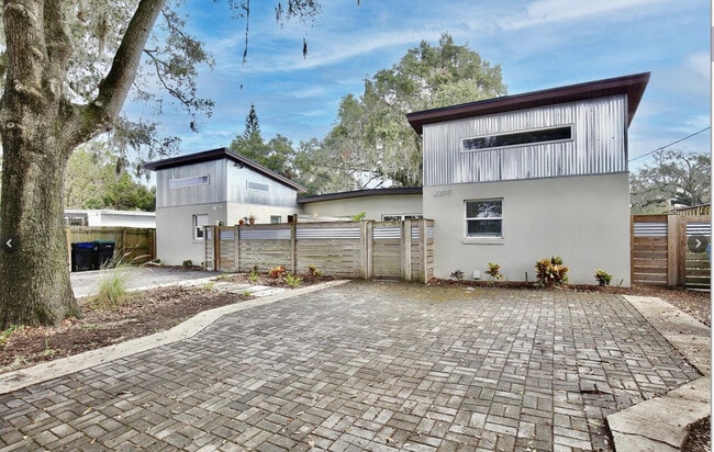 Building Photo - 2307 South Mills Ave, Orlando, Florida, 32806