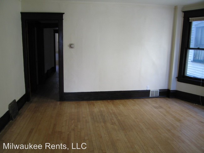 Building Photo - 1743 N Franklin Pl