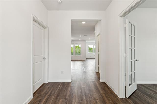 Building Photo - 1517 Bridlepath Trl