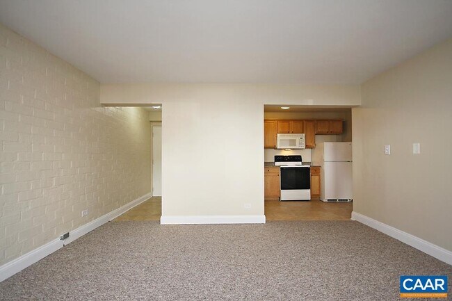 Foto del edificio - 1800 Jefferson Park Ave