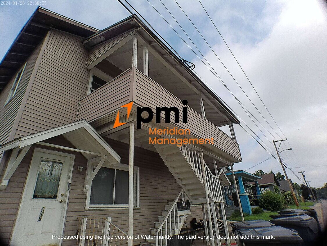 Primary Photo - SUMMER RENTAL SPECIAL