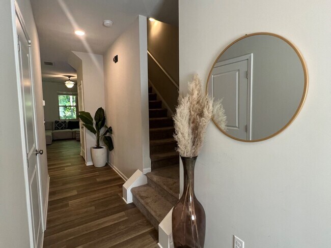 Foto del edificio - 2816 Ridgeview Dr SW