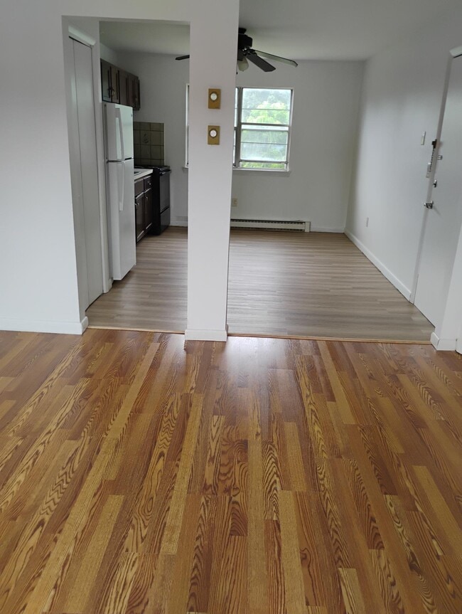 Building Photo - 41 Belair Dr