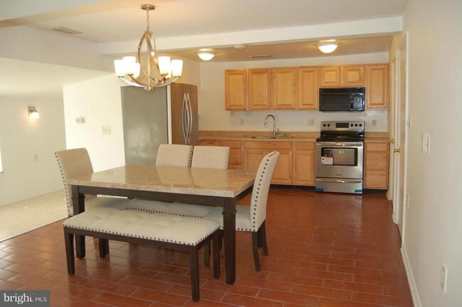 Building Photo - 1310 Mcnabbs Ln