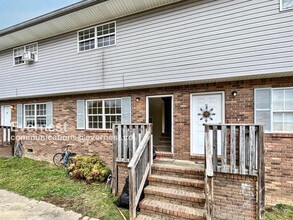 Building Photo - 63 Clara Dr