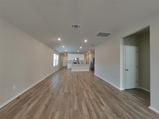 Foto del edificio - 3525 Stride Ln