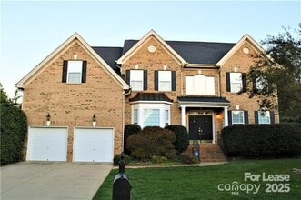 Building Photo - 913 Lillieshall Rd