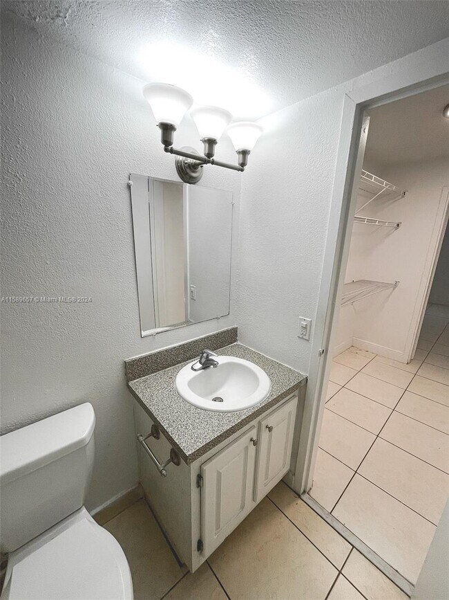 Foto del edificio - 1805 Sans Souci Blvd