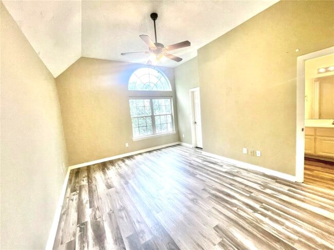 Building Photo - 1622 Cohn St