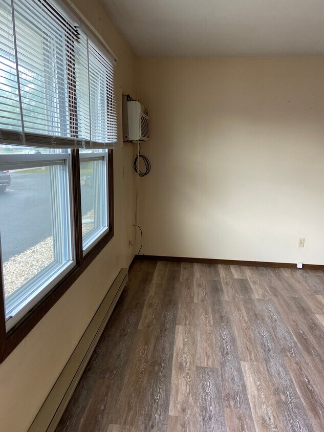 422 Windsor Dr Unit 3, Ottawa, IL 61350 Apartments in Ottawa, IL